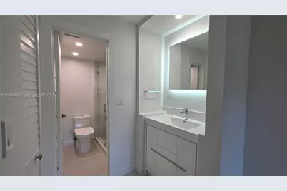 10161 W Sunrise Blvd #101, Plantation, FL 33322 - Photo 12