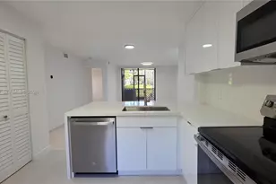 10161 W Sunrise Blvd, Plantation, FL 33322 - Photo 6