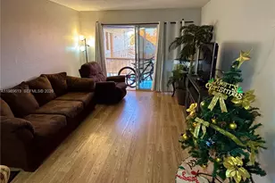 8701 SW 141st St, Palmetto Bay, FL 33176 - Photo 6