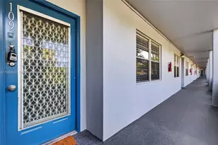 12500 SW 5th Ct, Pembroke Pines, FL 33027 - Photo 24