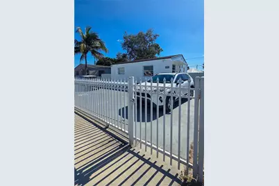 1236 Rutland St, Opa Locka, FL 33054 - Photo 1