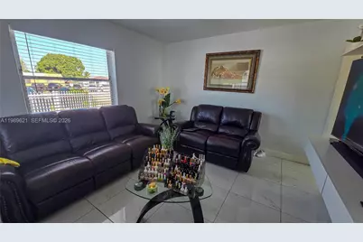 1236 Rutland St, Opa Locka, FL 33054 - Photo 8