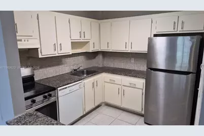 16950 W Dixie Hwy A-228 Hwy #A228, North Miami Beach, FL 33160 - Photo 6