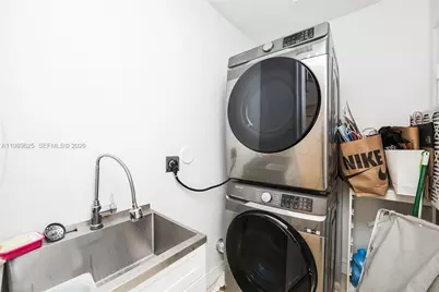 1898 S Miami Ave, Miami, FL 33129 - Photo 14