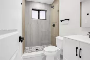 740 NE 43rd Ct, Deerfield Beach, FL 33064 - Photo 28