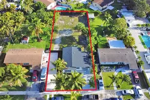 740 NE 43rd Ct, Deerfield Beach, FL 33064 - Photo 42