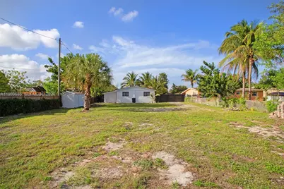 740 NE 43rd Ct, Deerfield Beach, FL 33064 - Photo 40