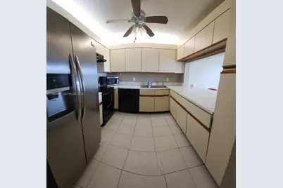 203 Liberty Ct #203, Deerfield Beach, FL 33442 - Photo 8