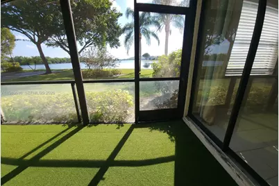 203 Liberty Ct #203, Deerfield Beach, FL 33442 - Photo 10