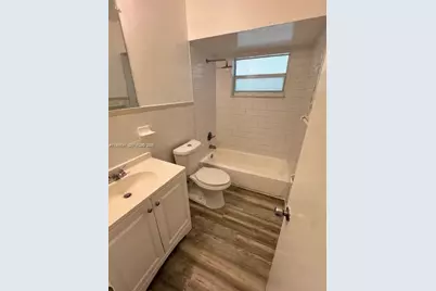 7925 West Dr #16, North Bay Village, FL 33141 - Photo 10