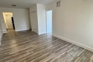 7925 West Dr, North Bay Village, FL 33141 - Photo 4