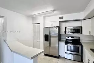 3690 N 56th Ave, Hollywood, FL 33021 - Photo 2