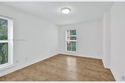 949 Riverside Dr #417, Coral Springs, FL 33071 - Photo 18