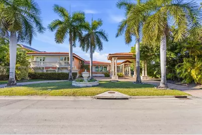 1249 Biscaya Dr, Surfside, FL 33154 - Photo 74