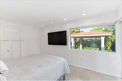 1249 Biscaya Dr, Surfside, FL 33154 - Photo 42