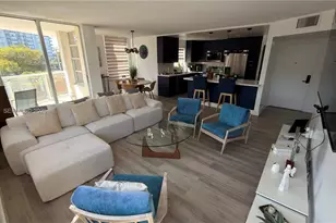 1351 NE Miami Gardens Dr, Miami, FL 33179 - Photo 2