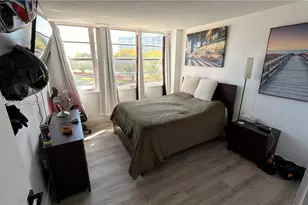 1351 NE Miami Gardens Dr, Miami, FL 33179 - Photo 14