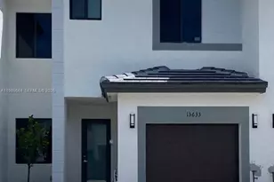 13633 SW 157th Pl, Miami, FL 33196 - Photo 2