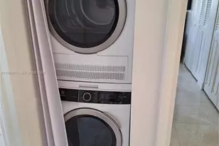 1025 SE 3rd Ave, Dania Beach, FL 33004 - Photo 12