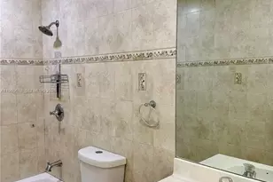 6407 NW 199th Ln, Hialeah, FL 33015 - Photo 18