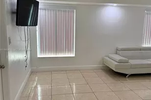 6407 NW 199th Ln, Hialeah, FL 33015 - Photo 8