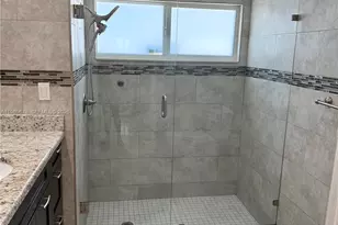 6407 NW 199th Ln, Hialeah, FL 33015 - Photo 28