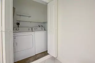 3046 W Missionwood Ln, Miramar, FL 33025 - Photo 32