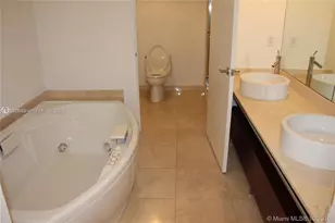 16275 Collins Ave, Sunny Isles Beach, FL 33160 - Photo 14