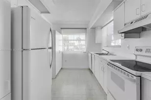 2274 SE 27th Dr, Homestead, FL 33035 - Photo 4