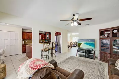 13393 NW 7th St, Plantation, FL 33325 - Photo 18