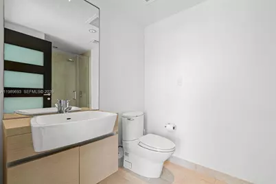 200 Biscayne Boulevard Way #3707, Miami, FL 33131 - Photo 26