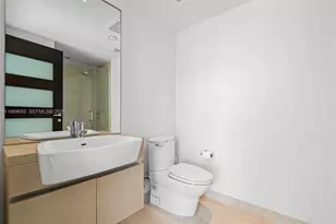 200 Biscayne Blvd Way, Miami, FL 33131 - Photo 24