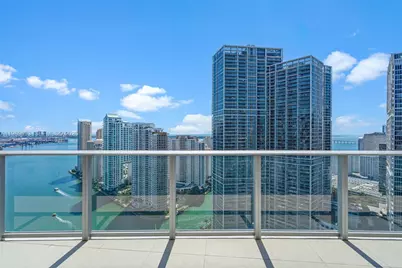200 Biscayne Boulevard Way #3707, Miami, FL 33131 - Photo 2