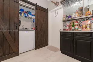 8340 NW 191st Ln, Hialeah, FL 33015 - Photo 12