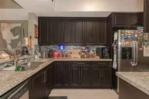 8340 NW 191st Ln, Hialeah, FL 33015 - Photo 8