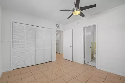 427 Anastasia Ave #20, Coral Gables, FL 33134 - Photo 8