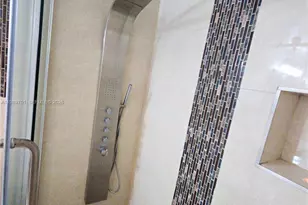 2851 NE 183rd St, Aventura, FL 33160 - Photo 22