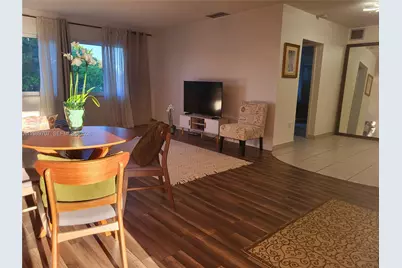 1020 94th St #302, Bay Harbor Islands, FL 33154 - Photo 2