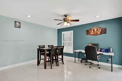 12289 NW 1st St, Plantation, FL 33325 - Photo 16