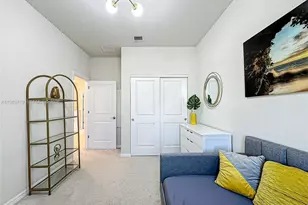 1240 Eucalyptus Dr, Hollywood, FL 33021 - Photo 10