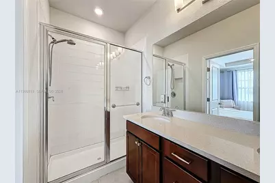 1240 Eucalyptus Dr #4, Hollywood, FL 33021 - Photo 16