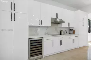 7965 SW 195th St, Cutler Bay, FL 33157 - Photo 8