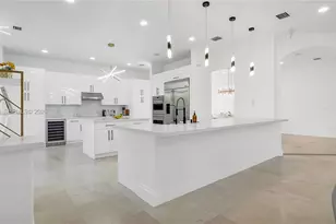 7965 SW 195th St, Cutler Bay, FL 33157 - Photo 10