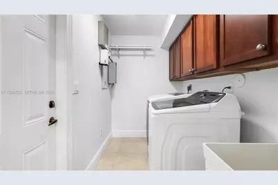 7965 SW 195th St, Cutler Bay, FL 33157 - Photo 34