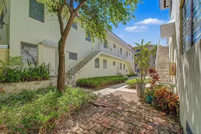 229 Madeira Ave #6, Coral Gables, FL 33134 - Photo 10