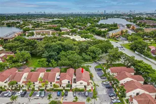 337 Ives Dairy Rd, Miami, FL 33179 - Photo 34