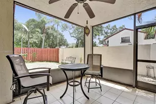 337 Ives Dairy Rd, Miami, FL 33179 - Photo 12