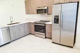 6425 NW 103rd Pl, Doral, FL 33178 - Photo 1