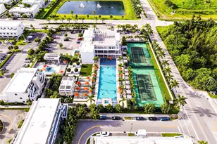 6425 NW 103rd Pl, Doral, FL 33178 - Photo 20