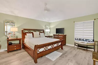 11501 SW 9th Ct, Pembroke Pines, FL 33025 - Photo 18